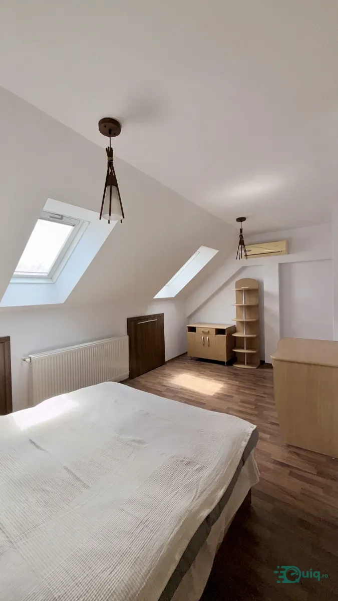 Apartament tip Duplex cochet cu dormitor matrimonial și dressing | St… — fotografia 1