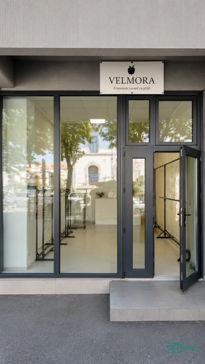 Spațiu comercial de vânzare | Ultracentral | Zonă pietonală — fotografia 3