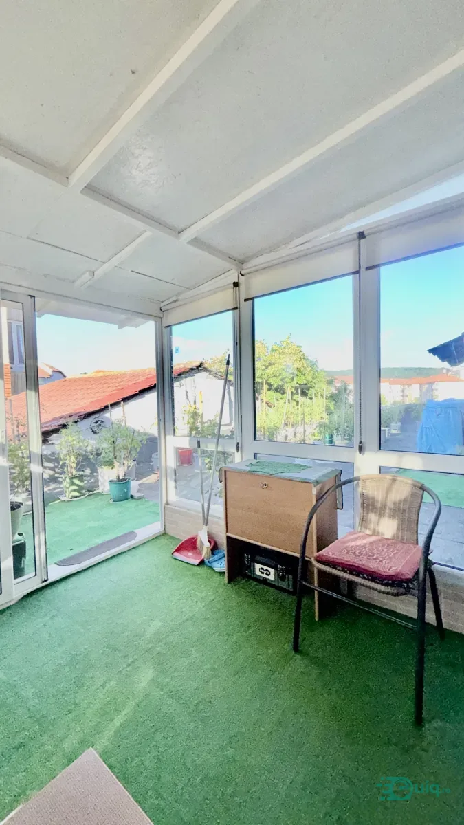Apartament cu 4 camere ultracentral cu terasă și grădină proprie — fotografia 9