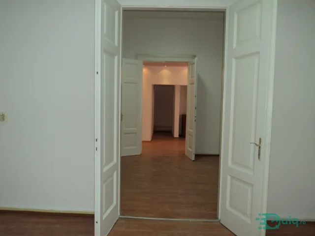 Apartament 5 camere renovat, 181mp, Timisoara, Tribunal, 388.000euro — fotografia 3