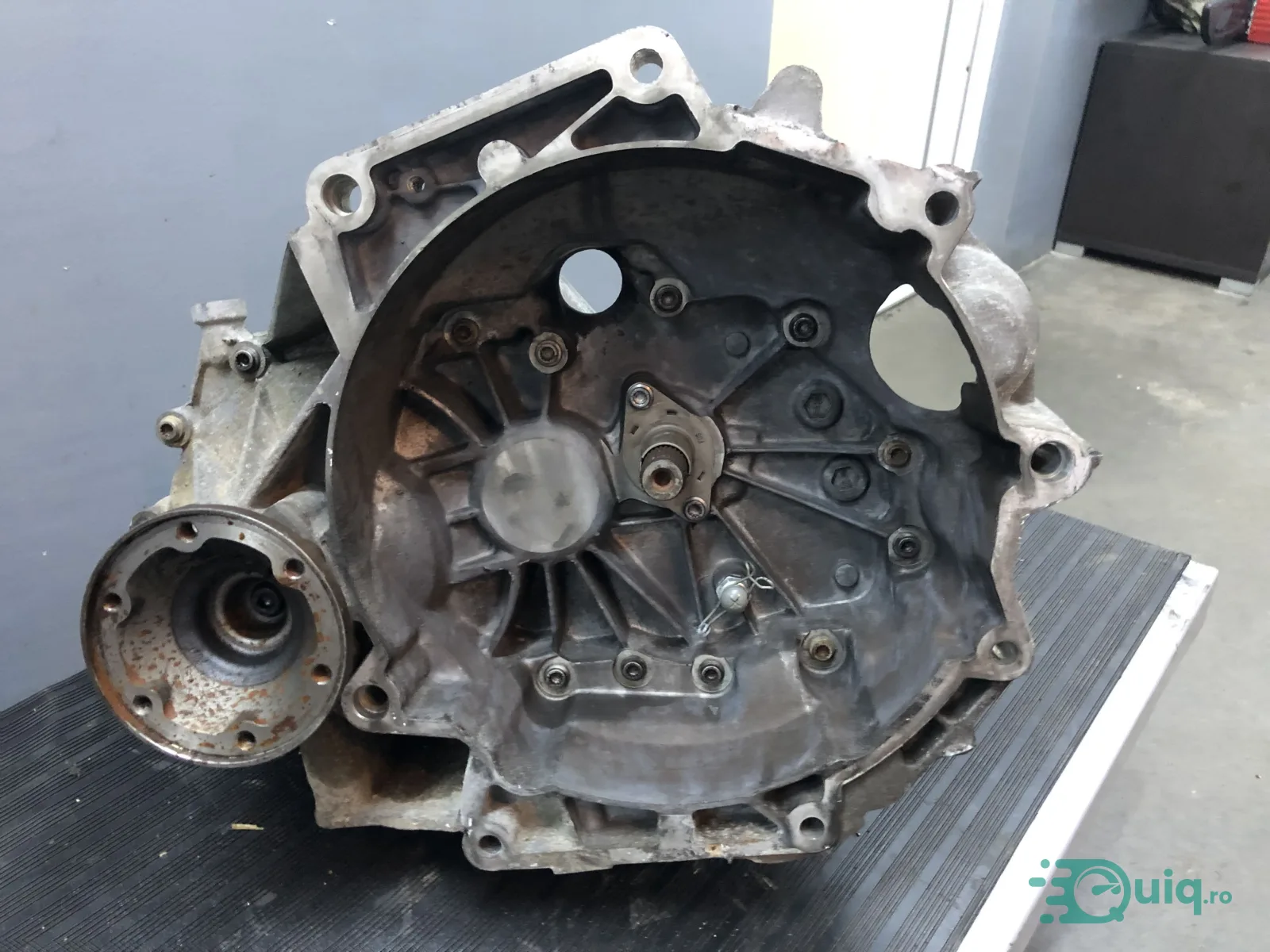 Vw polo seat ibiza 1.2 1.4 5 trepte 02T301103AB cutie de viteze — fotografia 1